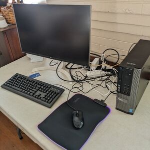 Dell optiplex computer with LG 27" 4K monitor